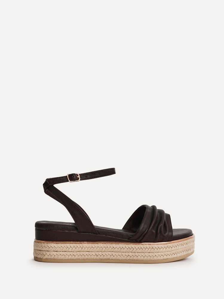Linzi Brown Dazed Flatform Sandals With Ruched Front Strap - Image 2 of 5 Linzi Brown Dazed Flatform Sandals With Ruched Front Strap - Image 2 of 5