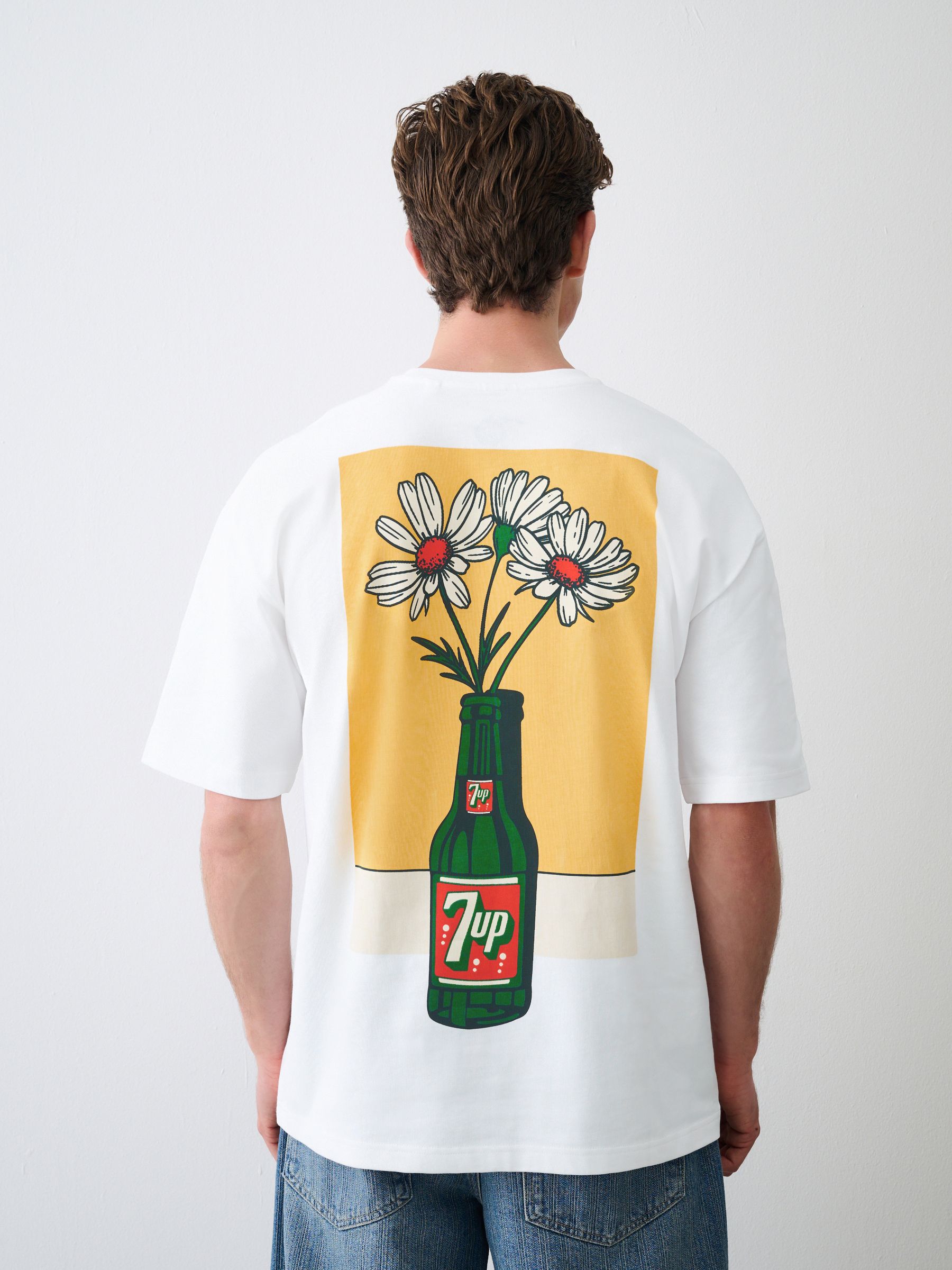 Tシャツ(長袖/七分) TOGA - holiday SUPER FINE DRY BIGT-SHIRT FLOWER Buy White 7Up Flower Graphic Relaxed Fit T-Shirt from Next Greece