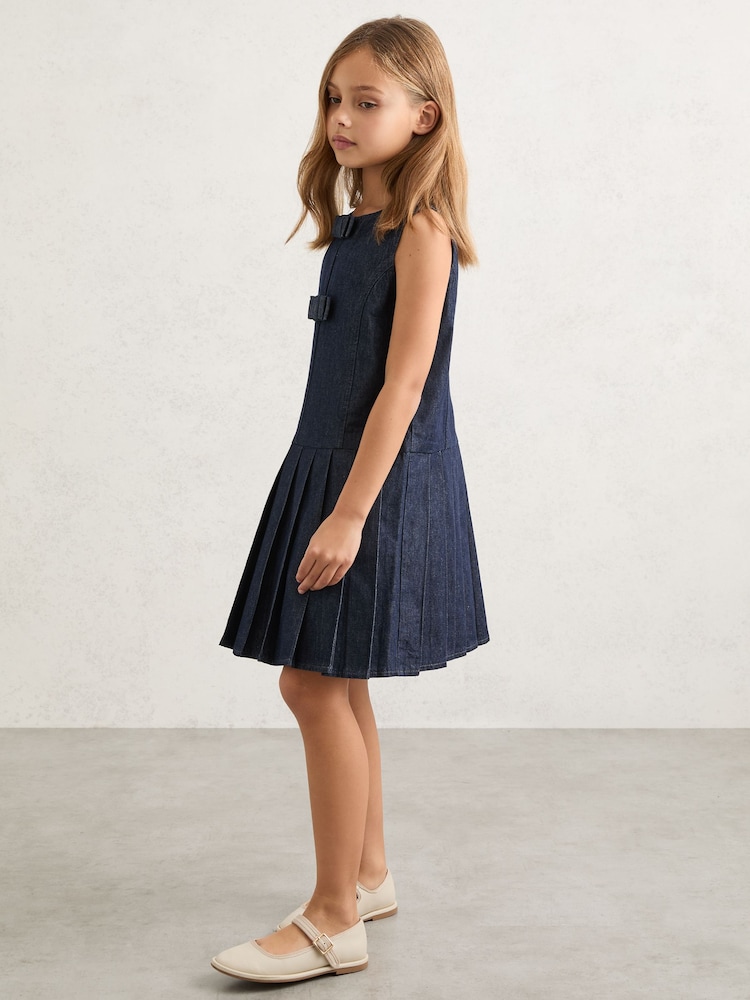 denim dress 14 Off-shoulder bustier denim dress in light blue