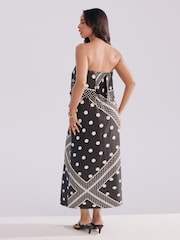 Monocromático com bolinhas - Bandeau Scarf Detail Midi Dress - Imagem 8 de 9