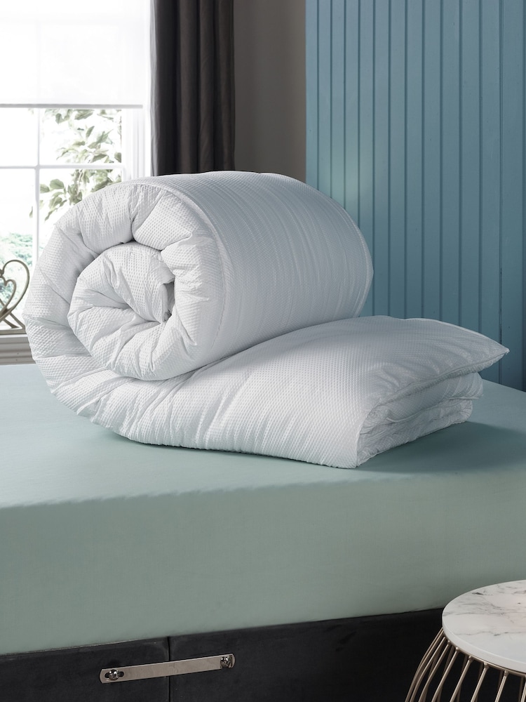 Downland Waffe White Duvet 15 Tog - Image 2 of 7 Downland Waffe White Duvet 15 Tog - Image 2 of 7