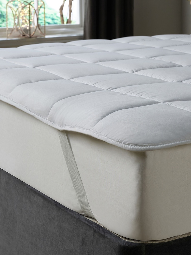 Downland White Sleep Well Topper - Image 2 of 4 Downland White Sleep Well Topper - Image 2 of 4