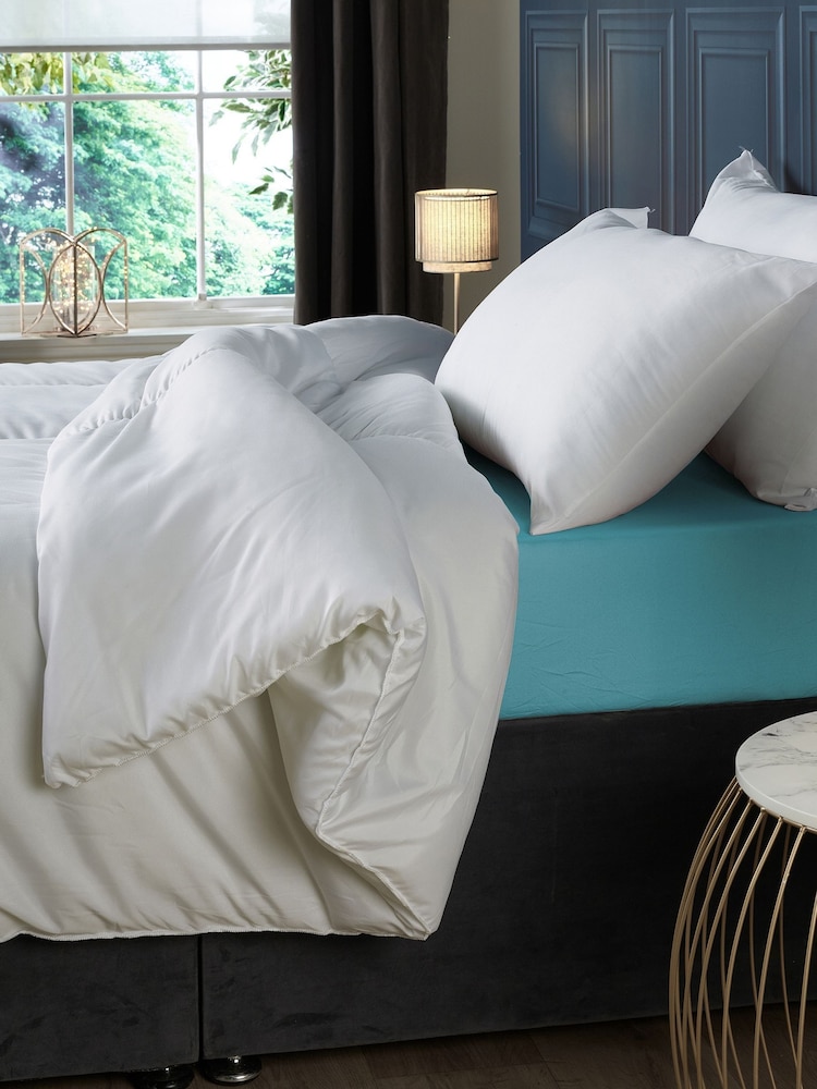 Downland White Anti-Bacterial 4.5 Duvets - Image 2 of 6 Downland White Anti-Bacterial 4.5 Duvets - Image 2 of 6