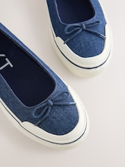 دنيم - Forever Comfort® Canvas Ballet Flats - Image 9 of 10