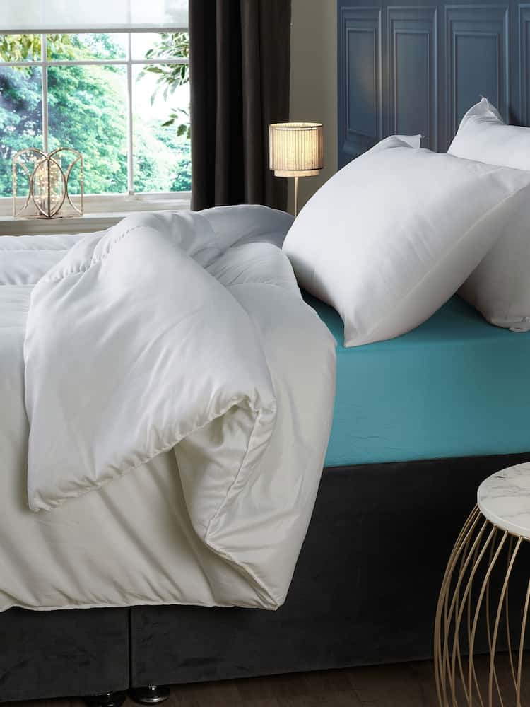 Downland Anti-Bacterial 13.5 Tog Duvet - Image 2 of 6 Downland Anti-Bacterial 13.5 Tog Duvet - Image 2 of 6