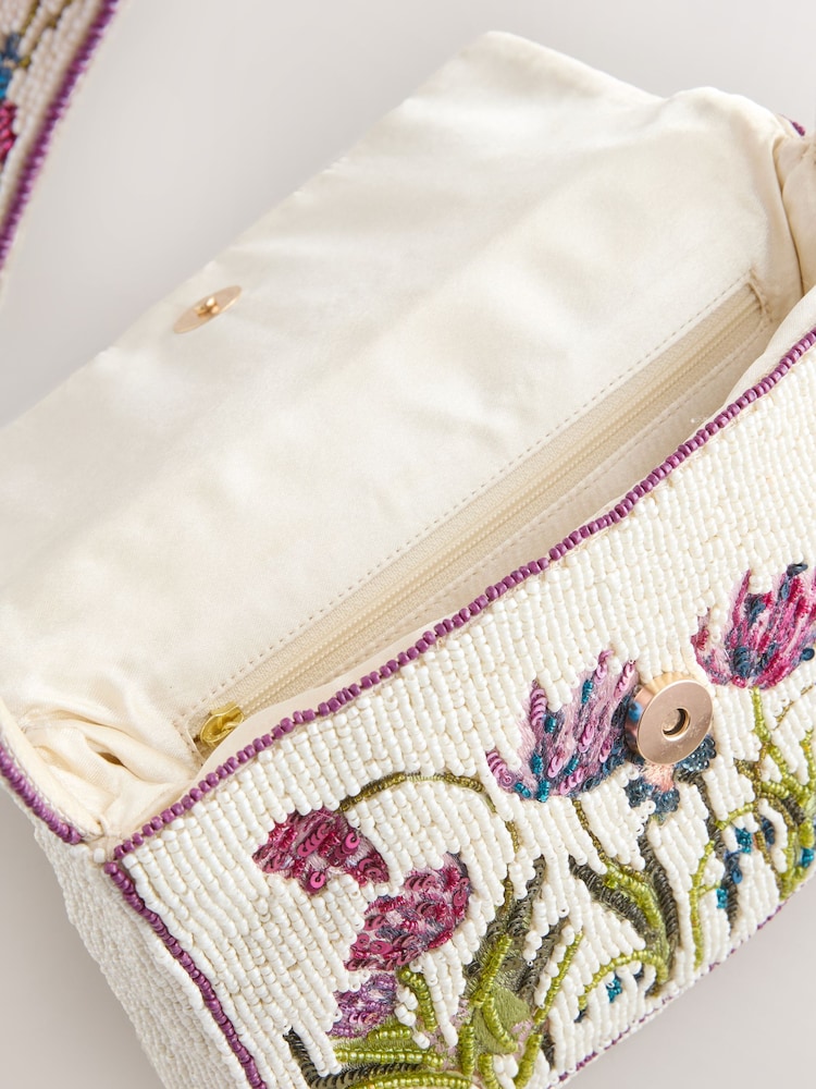 White Beaded Floral Shoulder Bag - Image 8 of 8