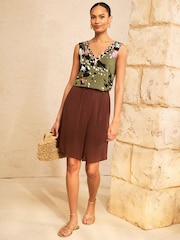 Love & Roses Khaki Green Animal Print V Neck Chiffon Trim Jersey Vest - Image 3 of 4