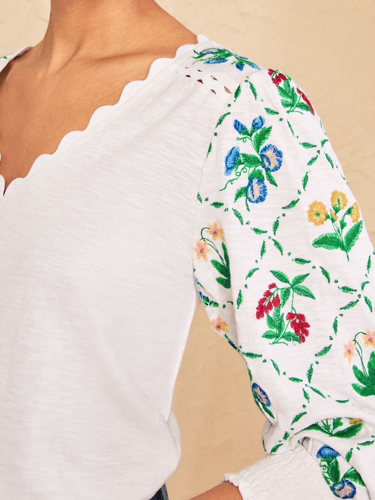 Love & Roses Ivory Embroided Scallop V-Neck 3/4 Sleeve Top - Image 2 of 4