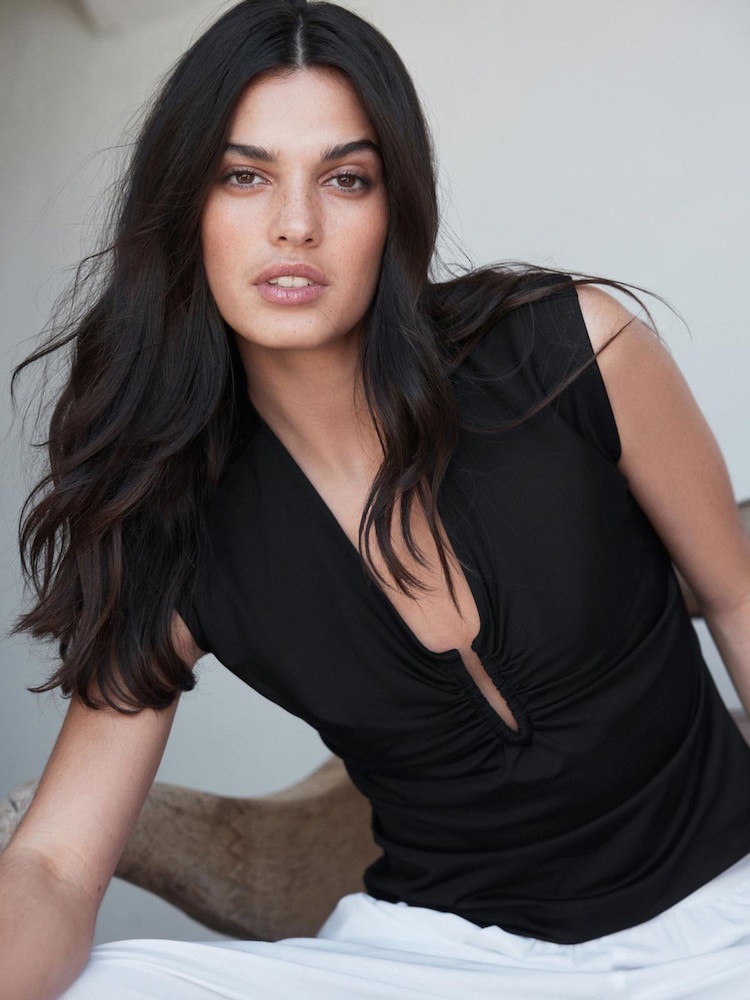 Black Deep V-Neck Cap Sleeve Top - Image 1 of 8
