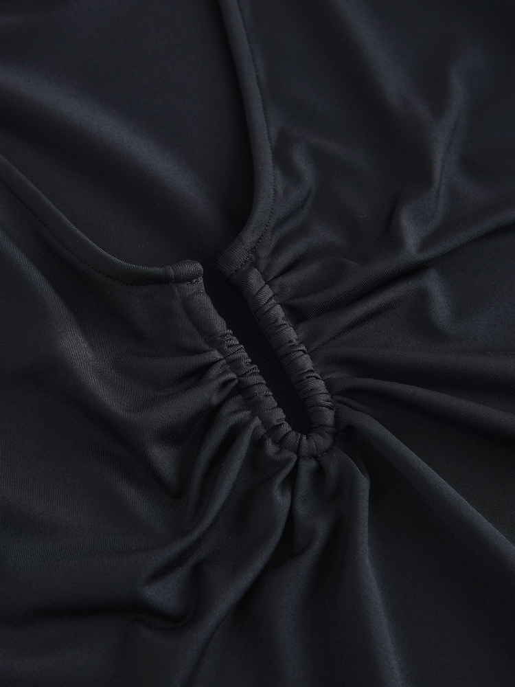 Black Deep V-Neck Cap Sleeve Top - Image 8 of 8