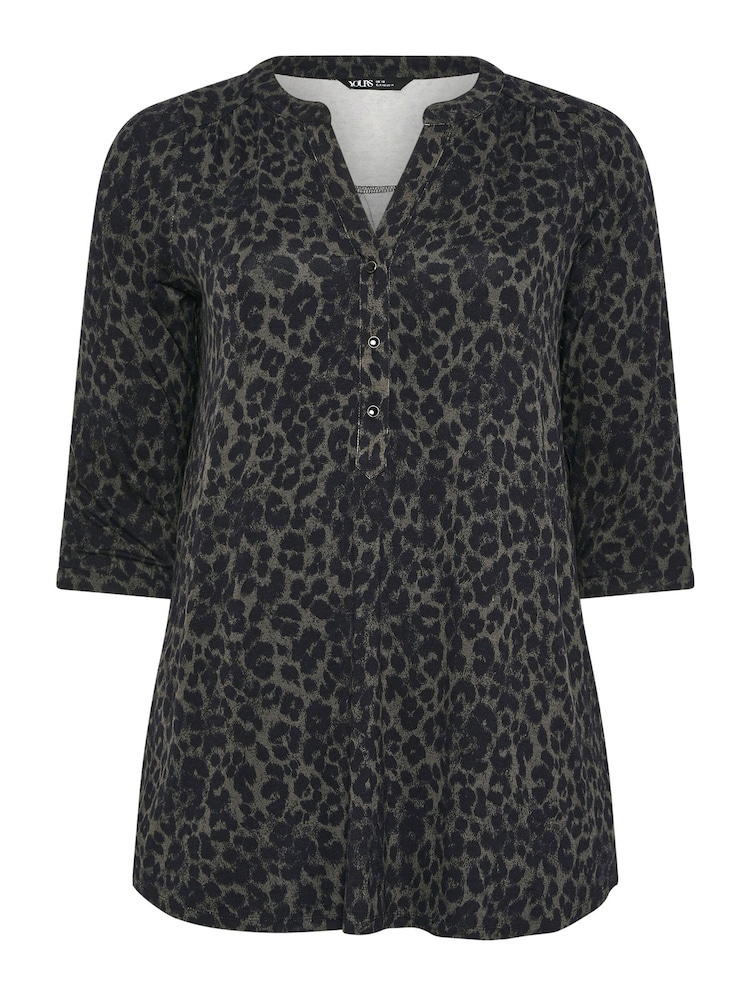 Yours Curve Green 3/4 Sleeve Placket Top - Image 5 of 5 Yours Curve Green 3/4 Sleeve Placket Top - Image 5 of 5