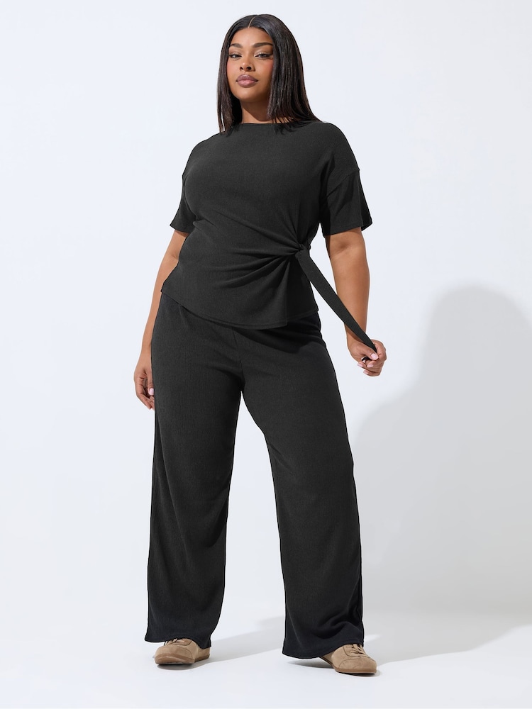 Yours Curve Black Limited Treebark Tie Top - Image 2 of 5 Yours Curve Black Limited Treebark Tie Top - Image 2 of 5