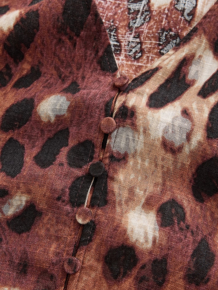Deer Print V-Neck Short Sleeve Top with Linen - Image 2 of 3 Deer Print V-Neck Short Sleeve Top with Linen - Image 2 of 3