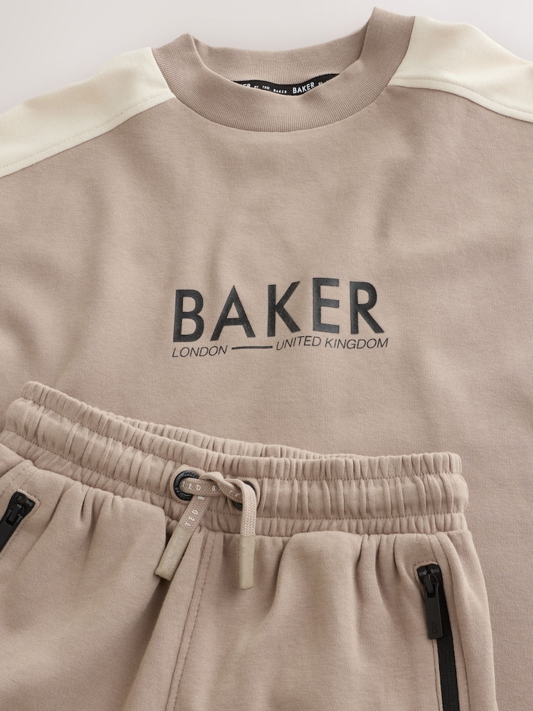 Baker by Ted Baker Oversized Stone Panel T-Shirt and Shorts Set - Image 9 of 9 Baker by Ted Baker Oversized Stone Panel T-Shirt and Shorts Set - Image 9 of 9