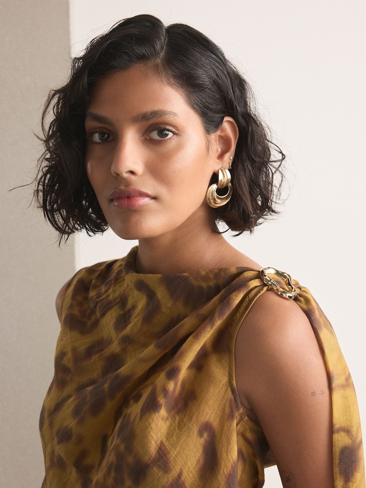 Green Floral Print Hardware Trim Sleeveless Draped Top - Image 5 of 5 Green Floral Print Hardware Trim Sleeveless Draped Top - Image 5 of 5