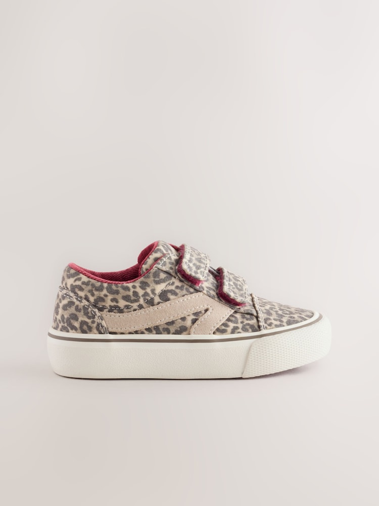 Animal Neutral Standard Fit (F) Touch Fastening Trainers - Image 2 of 5 Animal Neutral Standard Fit (F) Touch Fastening Trainers - Image 2 of 5