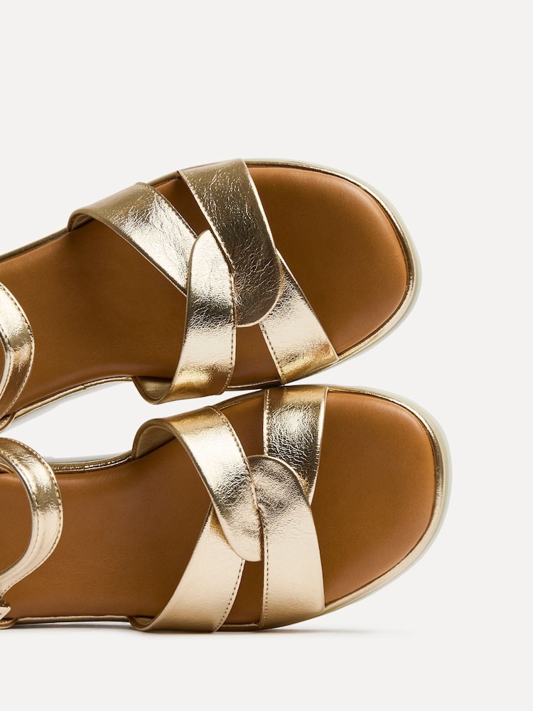 Linzi Gold Fate Flatform Sandal With Link Design - Image 5 of 5 Linzi Gold Fate Flatform Sandal With Link Design - Image 5 of 5