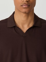 Marrón - Short Sleeve Trophy Neck Pique Polo Shirt - Imagen 4 de 7