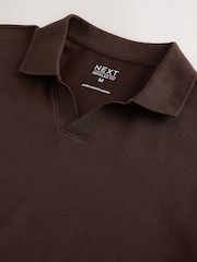 Marrón - Short Sleeve Trophy Neck Pique Polo Shirt - Imagen 6 de 7
