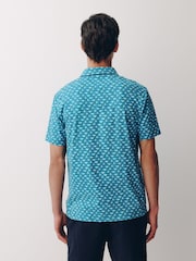 Blue/Green Short Sleeve Button Neck Pattern Polo Shirt - Image 2 of 8