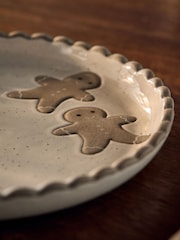 Set of 2 Natural Christmas Gingerbread Side Plates - Image 3 of 4