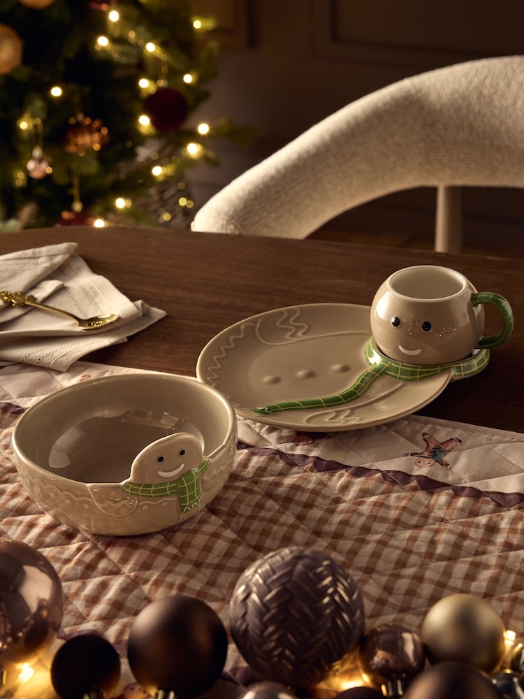 Set of 3 Natural Christmas Gingerbread Childrens Dining Set - Image 2 of 5 Set of 3 Natural Christmas Gingerbread Childrens Dining Set - Image 2 of 5
