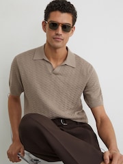 Taupe/Braun - Reiss Sol Textured-Knit Open-Collar Polo Shirt - Bild 1 von 7