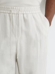 Reiss Stone Barges Linen Relaxed-Fit Drawstring Trousers - Image 3 of 5