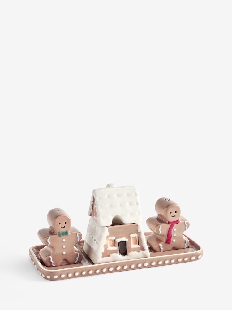 Natural Christmas Gingerbread Centrepiece with Salt and Pepper Shakers and Condiment Pot - Image 1 of 4 Natural Christmas Gingerbread Centrepiece with Salt and Pepper Shakers and Condiment Pot - Image 1 of 4