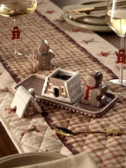 Natural Christmas Gingerbread Centrepiece with Salt and Pepper Shakers and Condiment Pot - Image 2 of 4