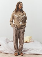 Neutraali Hamish the Highland Cow - Knitted Jumper and Flannel Trousers Loungewear Set - Kuva 2 / 5