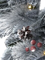 Charles Bentley Green 60cm Pre-Lit Red Berry & Pinecone Snowy Wreath - Image 2 of 4