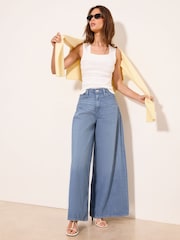 Lipsy Ivory White Frill Detail Ribbed Buttoned Knit Vest Top - Image 3 of 4