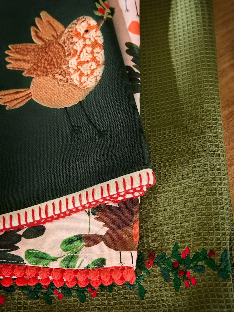 Set of 3 Sage Green Christmas Robin Tea Towels - Image 2 of 4 Set of 3 Sage Green Christmas Robin Tea Towels - Image 2 of 4