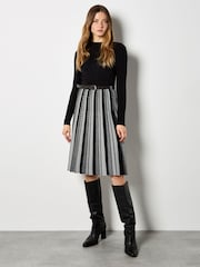 Apricot Check Skirt Plain Top Long Sleeve Dress - Imagen 2 de 4