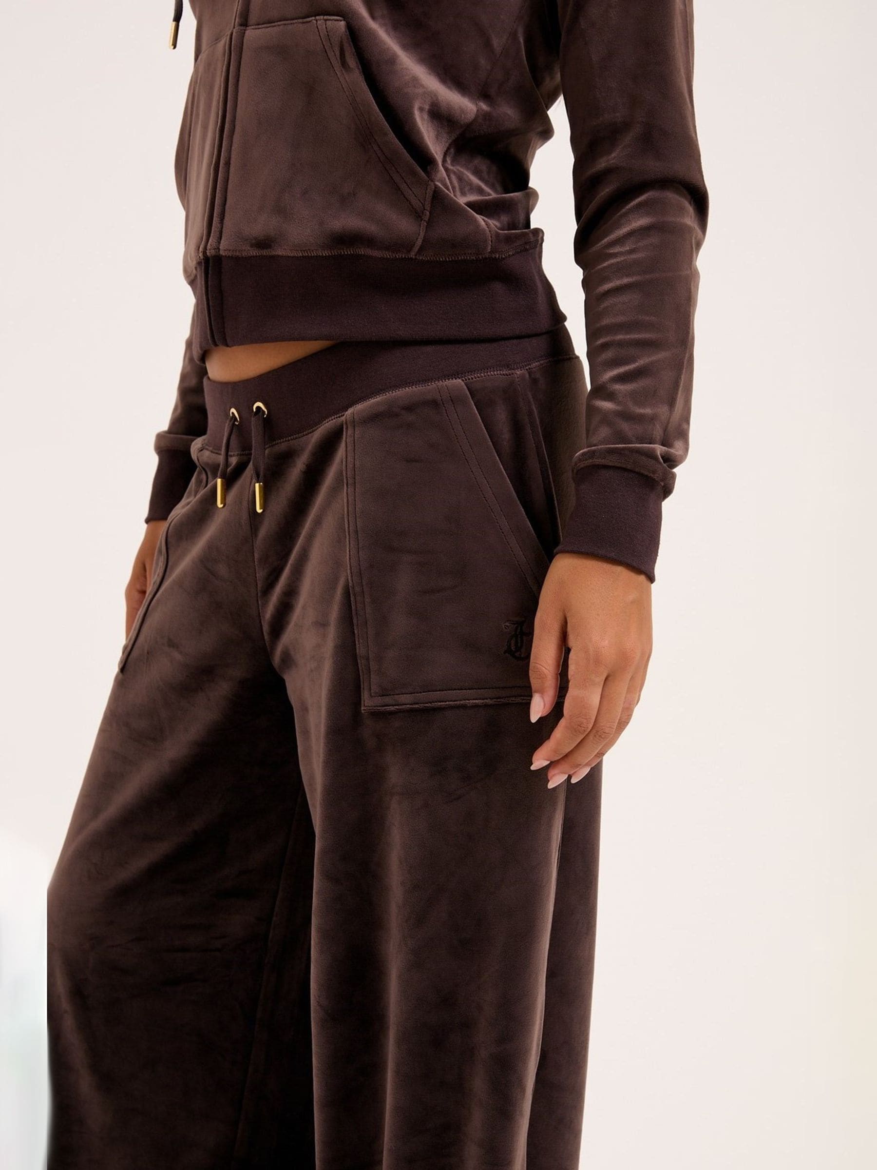 【新品未使用】Juicy Couture フード付きルームウェア ダークブラウン Buy Juicy Couture Brown Zip Through Hoodie and Relaxed Joggers Set
