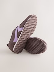 Schokoladenbraun - Retro-Turnschuhe Mit Schnürung - Bild 8 von 8