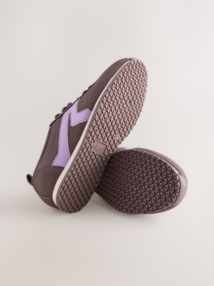 Schokoladenbraun - Retro-Turnschuhe Mit Schnürung - Bild 8 von 8