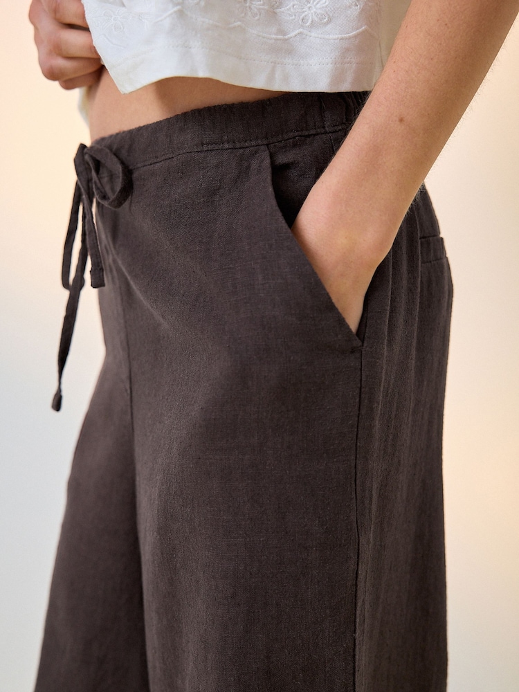 Chocolate Brown Linen Blend Pull On Knee Length Shorts - Image 10 of 10