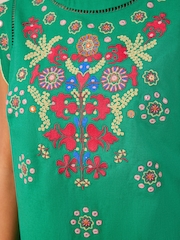 Love & Roses x V&A Bright Green Scallop Embroidery Mini Dress - Image 4 of 5
