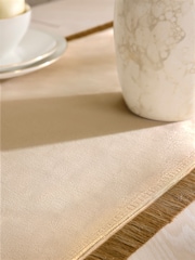 Velvet Fringed Table Runner - صورة 3 من 4