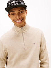 Tommy Jeans Tommy Flag Quarter-Zip Slim Jumper - Imagen 4 de 5