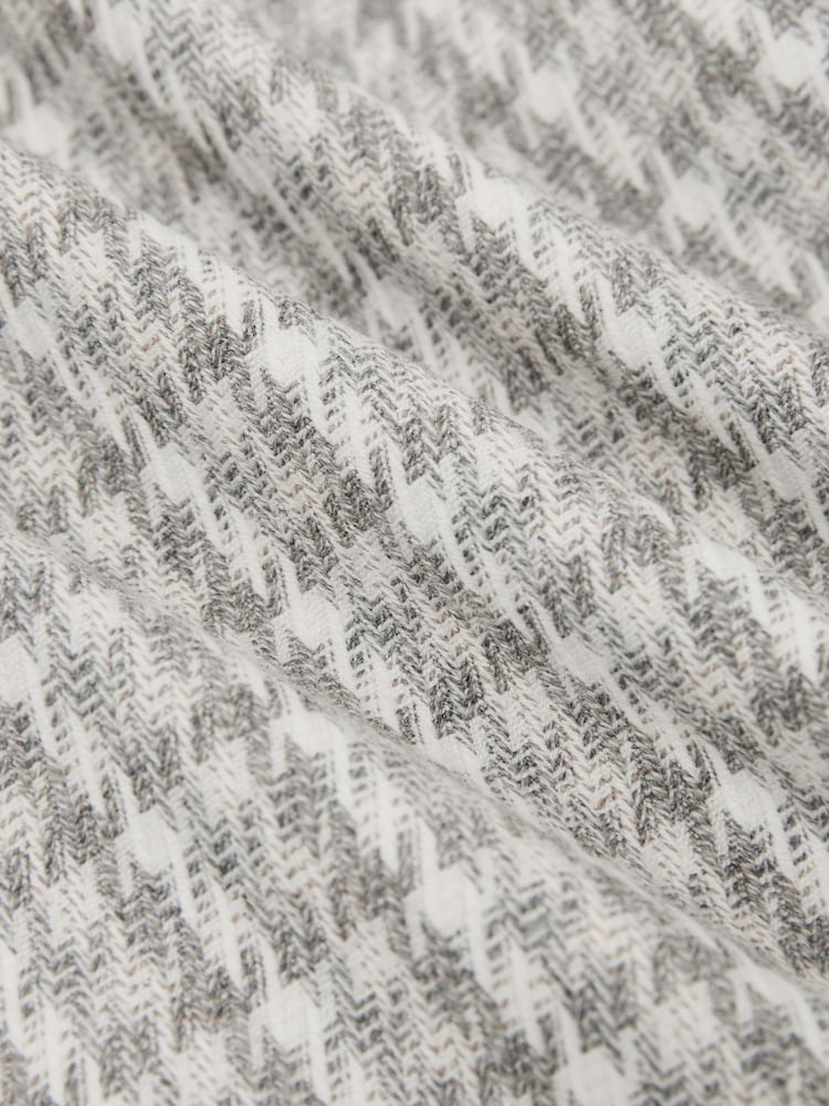 Reiss Soft Grey Canty Houndstooth Single-Breasted Blazer Tailored-Fit - Image 9 of 9 Reiss Soft Grey Canty Houndstooth Single-Breasted Blazer Tailored-Fit - Image 9 of 9