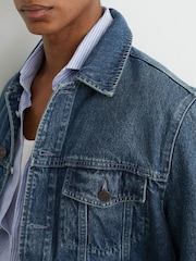 Reiss Indigo Blue Wash Place Denim Trucker Jacket - Image 4 of 6
