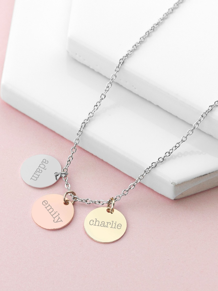 Treat Republic Personalised My Family Discs Necklace (Sans Serif) - Image 2 of 5 Treat Republic Personalised My Family Discs Necklace (Sans Serif) - Image 2 of 5