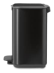 Brabantia Matt Black Bo Pedal Bin 4L - Image 5 of 6