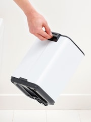 Brabantia White Bo Pedal Bin 4L - Image 5 of 6