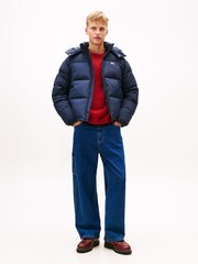 أزرق - Tommy Jeans Back Logo Relaxed Hooded Puffer Jacket - صورة 3 من 6