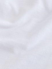 Blanco - Lightweight Graphic Vest - Imagen 8 de 9