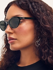 Черный - Солнцезащитные очки Quay Talk Good - Изображение 1 5